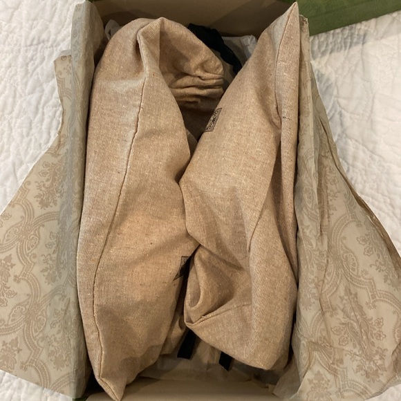 Gucci slide thong GG sandals flat - Picture 9 of 12